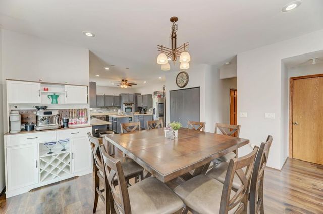 26454 W Old Farm Trail, Channahon, IL 60410