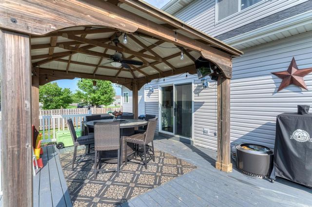 26454 W Old Farm Trail, Channahon, IL 60410