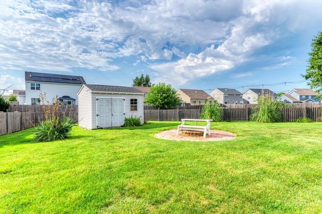 26454 W Old Farm Trail, Channahon, IL 60410