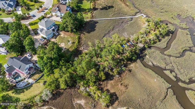 621 Blue Point Drive, Wilmington, NC 28411