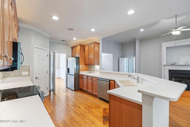 621 Blue Point Drive, Wilmington, NC 28411