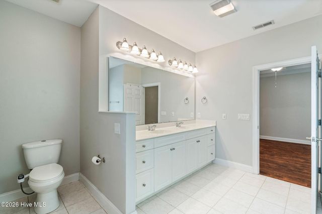 621 Blue Point Drive, Wilmington, NC 28411