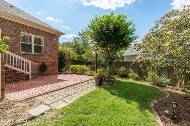 621 Blue Point Drive, Wilmington, NC 28411