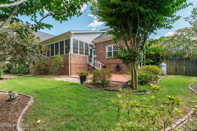 621 Blue Point Drive, Wilmington, NC 28411
