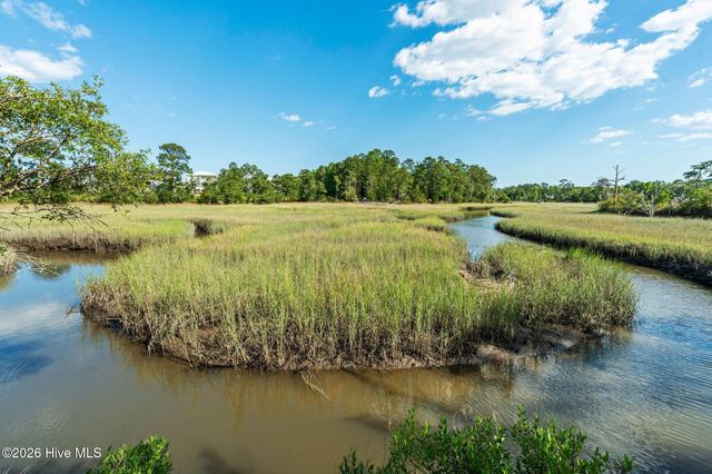 621 Blue Point Drive, Wilmington, NC 28411