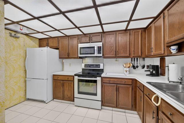 3500 GALT OCEAN Drive 2703, Fort Lauderdale, FL 33308