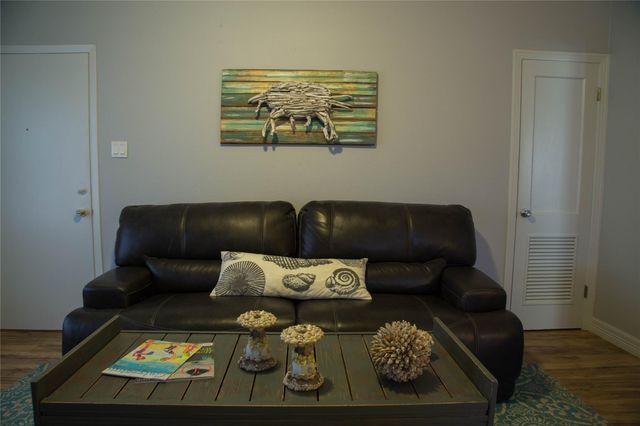 2308 53rd Street, Galveston, TX 77551