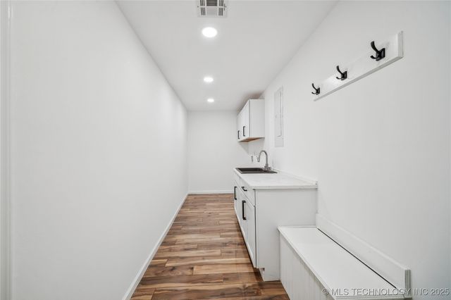 2615 E 59th Street, Tulsa, OK 74105