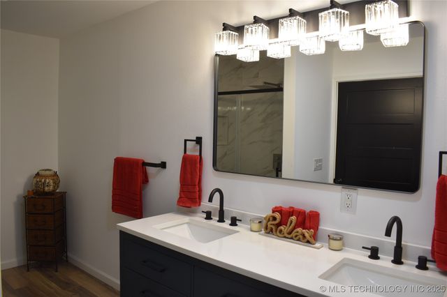 2615 E 59th Street, Tulsa, OK 74105