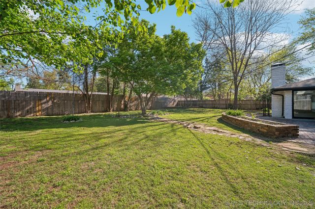 2615 E 59th Street, Tulsa, OK 74105
