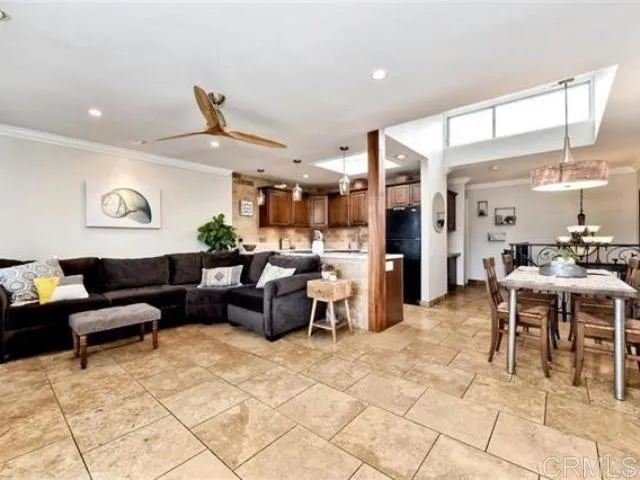 2388 Altisma Way L or 11, Carlsbad, CA 92009