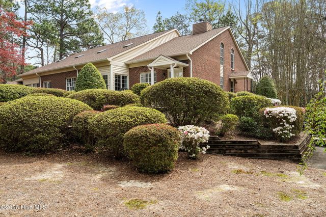 9265 Us 15-501 Highway 17d, Pinehurst, NC 28374