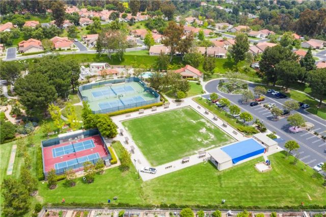 28418 BUENA VISTA, Mission Viejo, CA 92692
