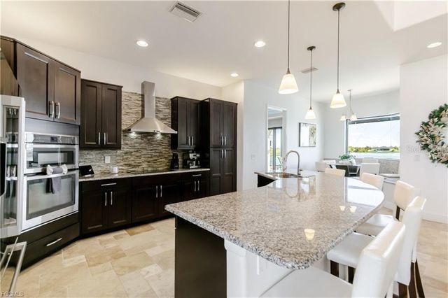 2003 NE 10TH PLACE, Cape Coral, FL 33909