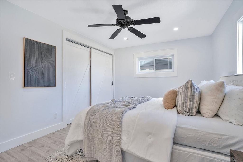 Image 28 of property listing at 2801 GULFSTREAM ROAD, Orlando, FL 32805