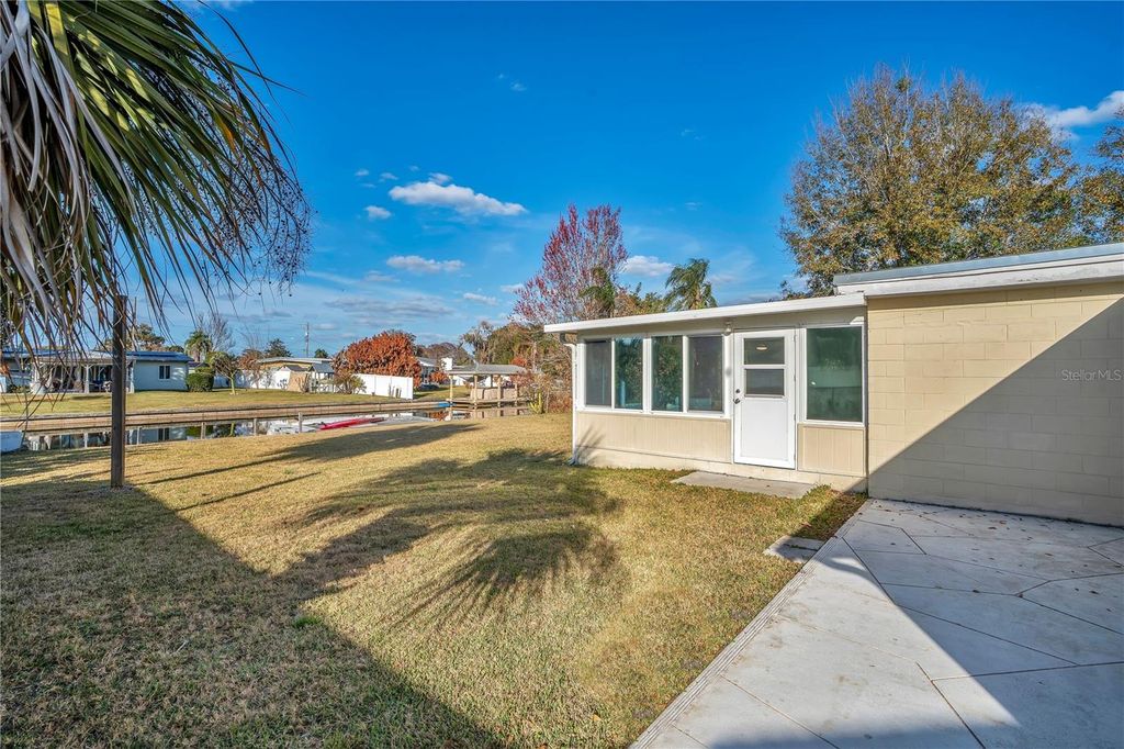 Image 35 of property listing at 2801 GULFSTREAM ROAD, Orlando, FL 32805