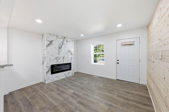 966 Whitethorne Avenue, Columbus, OH 43223