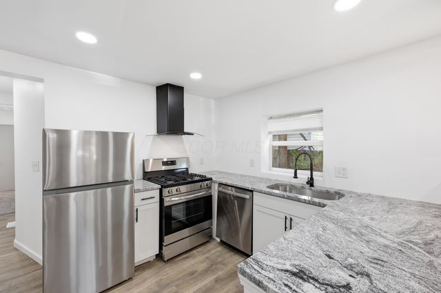 966 Whitethorne Avenue, Columbus, OH 43223