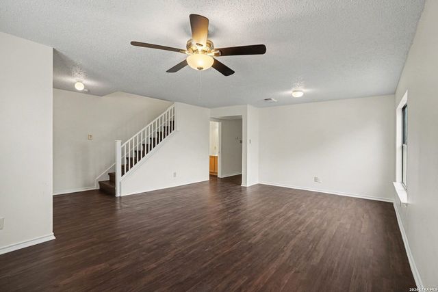 8011 Cherry Glade, Converse, TX 78109