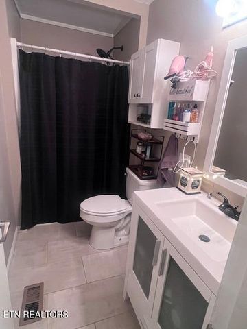 387 Dogwood Heights Drive, Tazewell, TN 37879