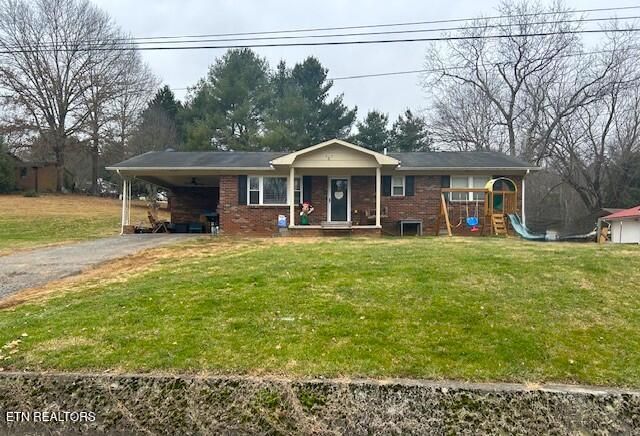 387 Dogwood Heights Drive, Tazewell, TN 37879