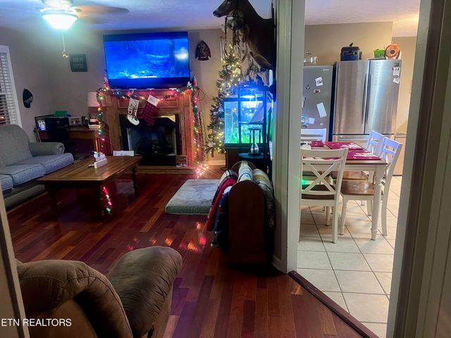 387 Dogwood Heights Drive, Tazewell, TN 37879