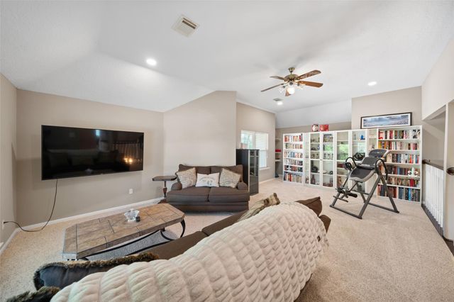 18910 Hikers Trail Drive, Humble, TX 77346