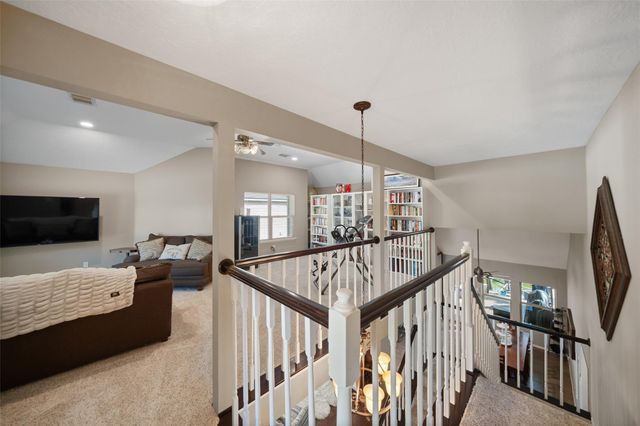 18910 Hikers Trail Drive, Humble, TX 77346