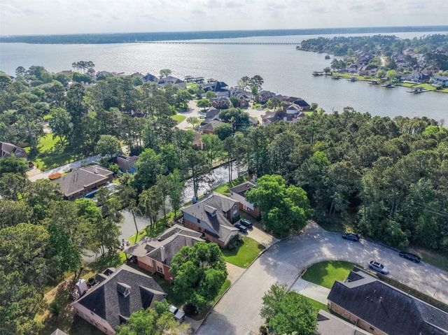 18910 Hikers Trail Drive, Humble, TX 77346