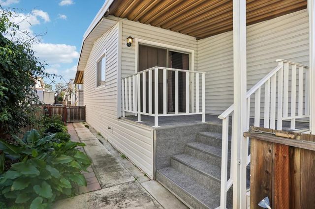 818 Villa Teresa Way, San Jose, CA 95123