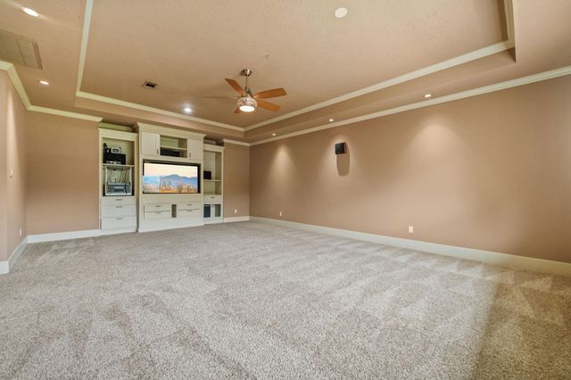 9453 Deer Path Lane, Magnolia, TX 77354