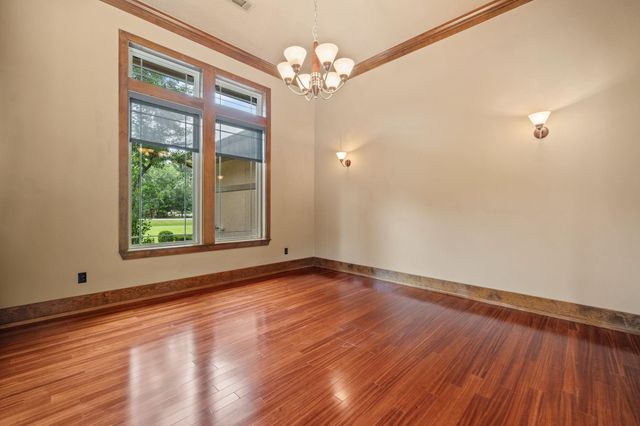 9453 Deer Path Lane, Magnolia, TX 77354