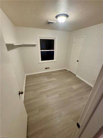 8145 Camellia RD, Norfolk, VA 23518