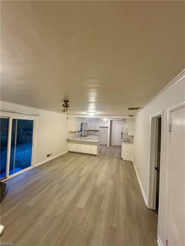 8145 Camellia RD, Norfolk, VA 23518