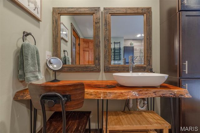 540 Lorraine Lake Drive, Innsbrook, MO 63390