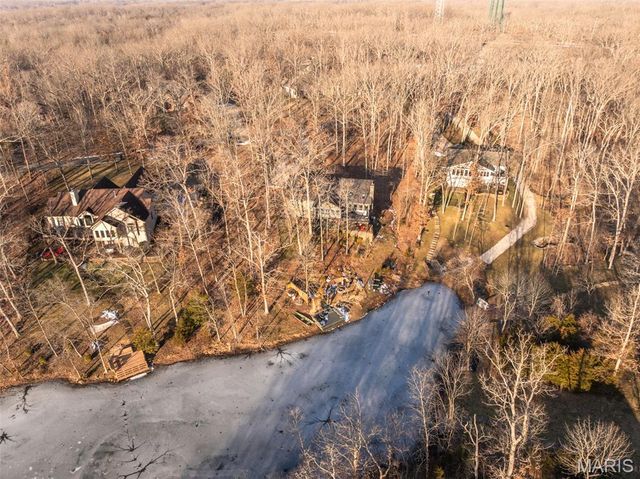 540 Lorraine Lake Drive, Innsbrook, MO 63390
