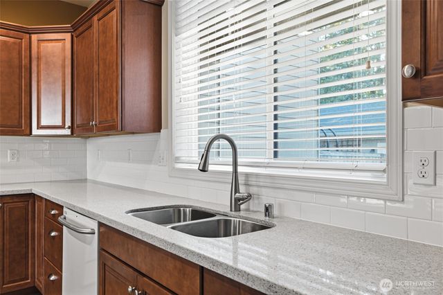 16431 77th Avenue Ct E, Puyallup, WA 98375