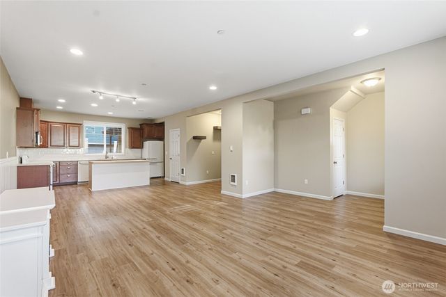 16431 77th Avenue Ct E, Puyallup, WA 98375