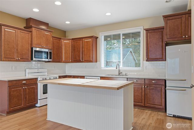 16431 77th Avenue Ct E, Puyallup, WA 98375