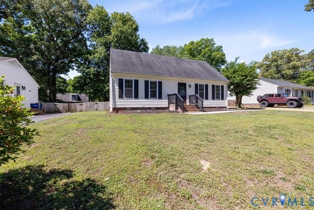 5507 Chanson Rd, Chesterfield, VA 23237