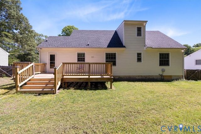 5507 Chanson Rd, Chesterfield, VA 23237