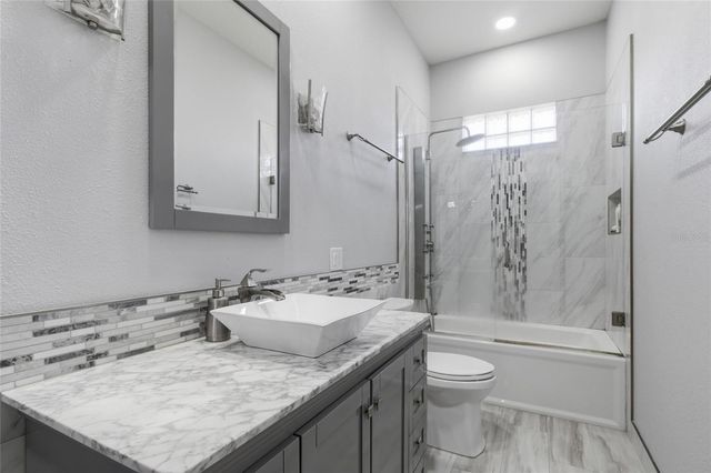 757 POND LILY WAY, Venice, FL 34293