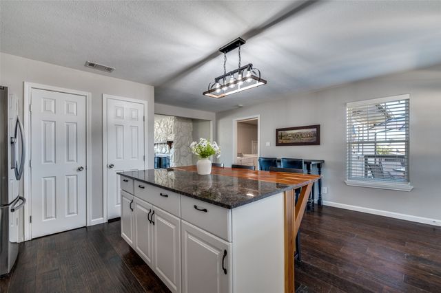 305 E 3RD Street, Prosper, TX 75078