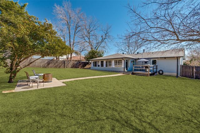 305 E 3RD Street, Prosper, TX 75078