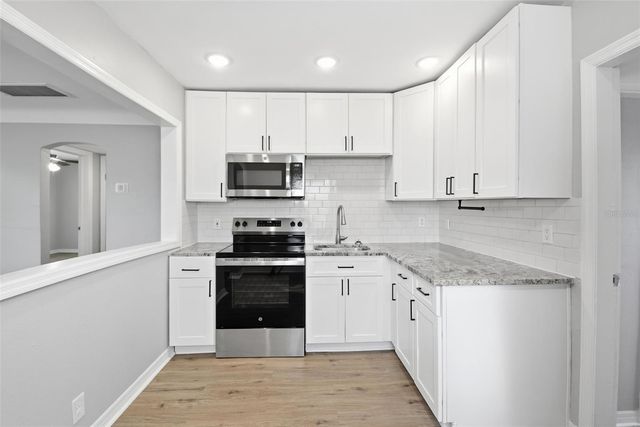 833 61ST AVENUE NE, St Petersburg, FL 33703
