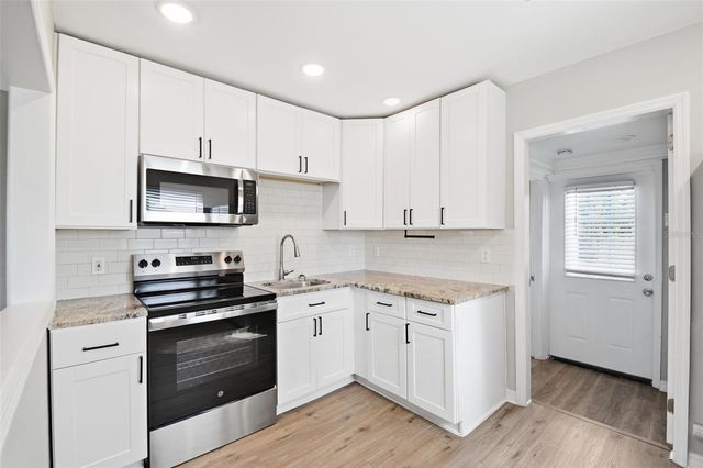 833 61ST AVENUE NE, St Petersburg, FL 33703
