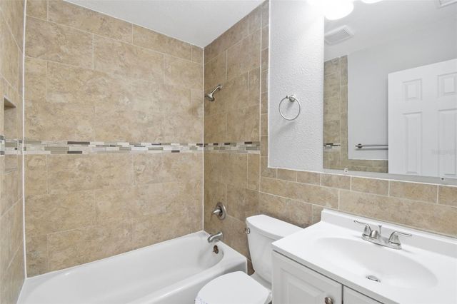 833 61ST AVENUE NE, St Petersburg, FL 33703