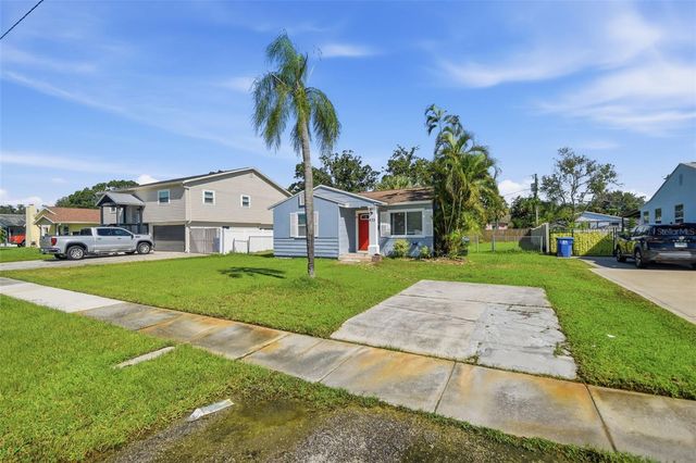 833 61ST AVENUE NE, St Petersburg, FL 33703