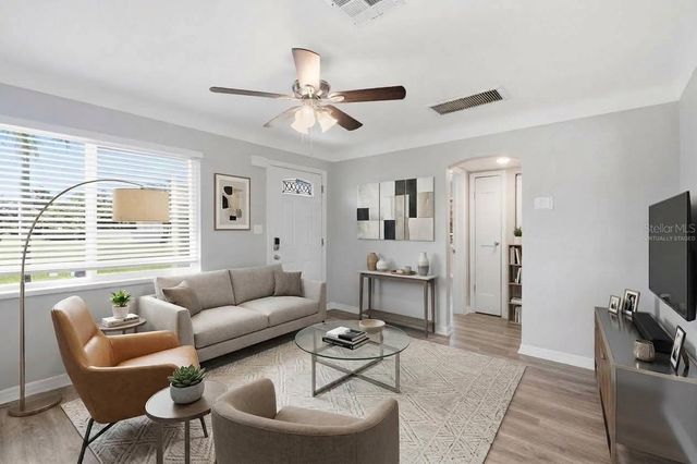 833 61ST AVENUE NE, St Petersburg, FL 33703