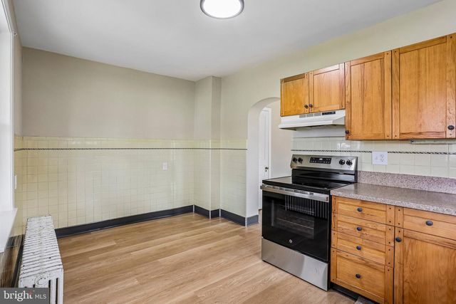 427 W RACE ST, Pottstown, PA 19464